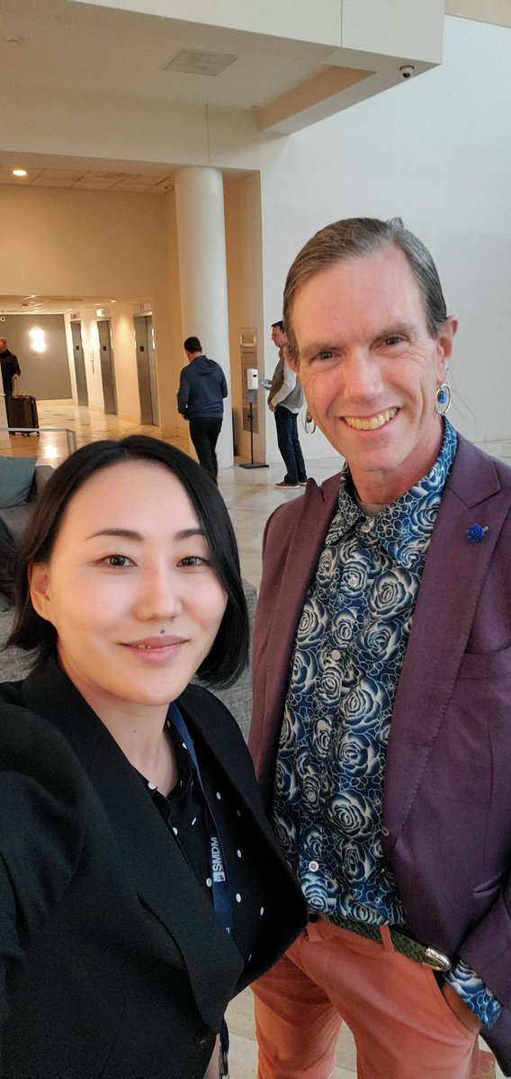 ryansuk_health's tweet image. #SMDM23 Day-2 Pt1: Attended several sessions including the Panel hosted by our amazing Career Dev Committee and finally met @ProfKevinFrick in person!! Was very inspiring to learn all the work he's doing in promoting DEI as well as the challenges faced along the way. 🙌🏻🌈