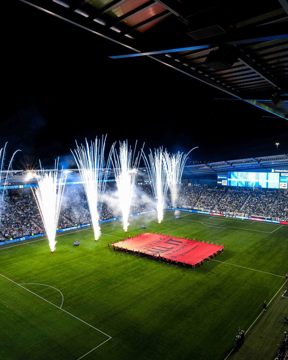 SportingKC's tweet photo. Saturday we honored our Red Card campaign, an anti-bullying initiative alongside @ChildrensMercy.

We've presented 14 school assemblies to over 6,000 kids and asked more than 23,000 students in the KC area to take a pledge against bullying 🟥

https://t.co/sthNlOYXBl https://t.co/zUZ52qq4V6