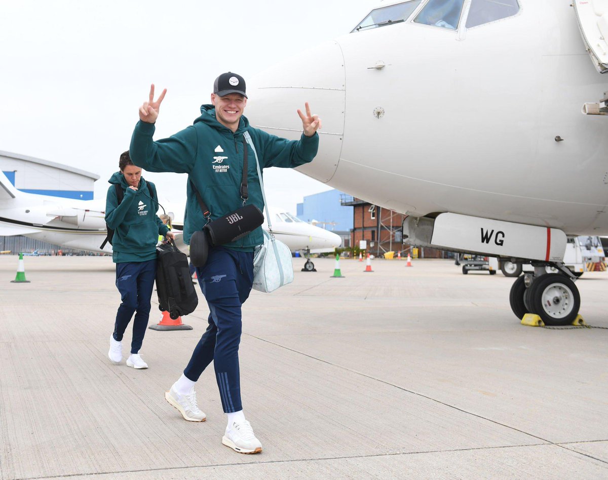 HandofOdegaard8's tweet photo. He is here 🤞
Big game player 😎
No pressure
No shaking. #RAMBOO
My no.1 💯
✈️🇪🇸 https://t.co/fLQQvbJlD0