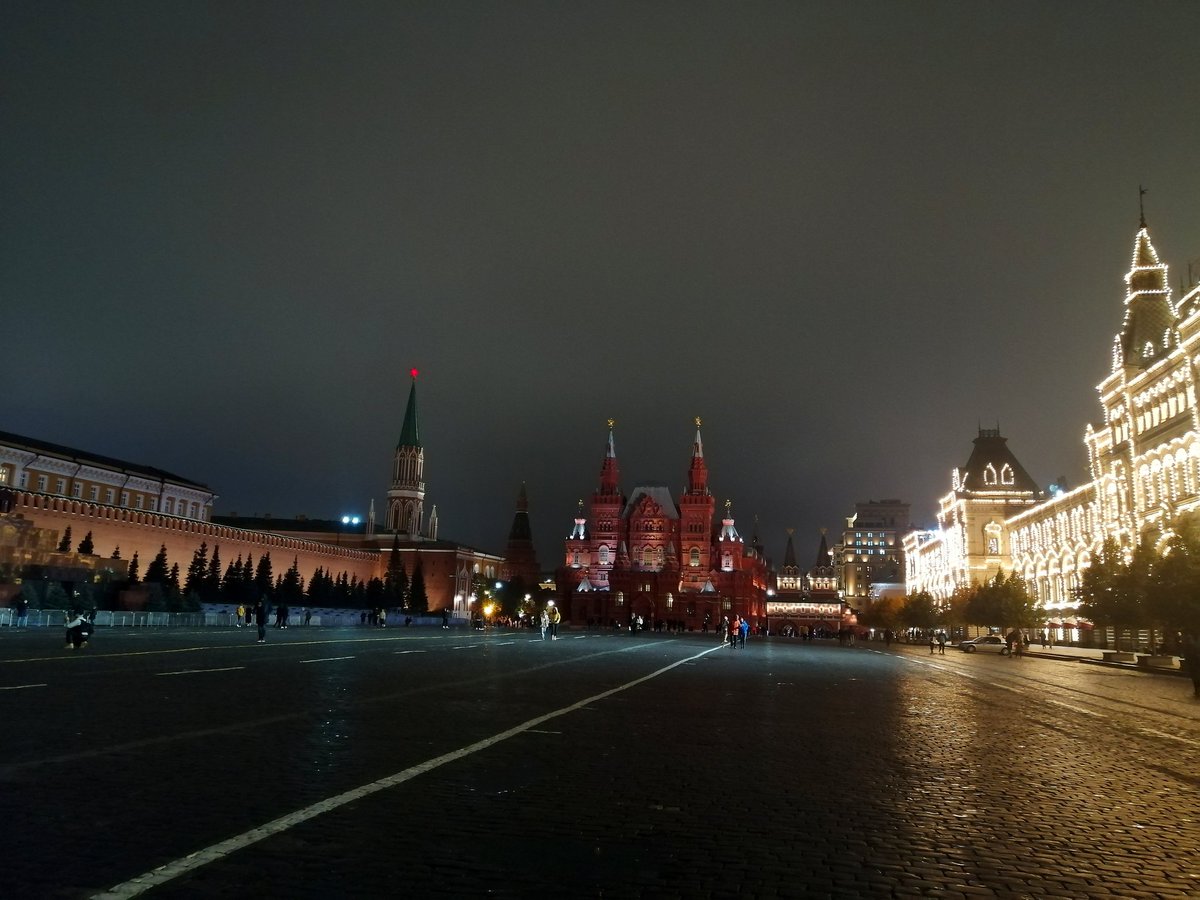 elli_dori's tweet photo. красиво, но холодно :с https://t.co/J9aP22p6g7