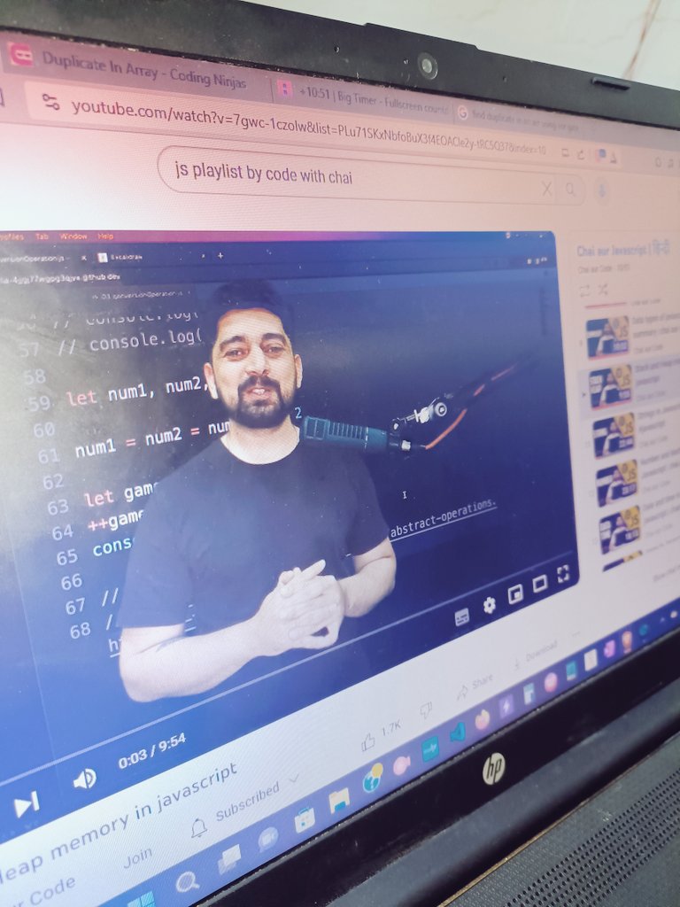 priyaMINA11's tweet image. #100DaysOfCode 
Finally started!🙌
Day1: (DSA) revising array form codehelp-by @lovebabbar3 and solving questions
Q.(1) min and max. Element 
Q.(2) sum of elements
Q.(3) find a unique element
Q.(4) find duplicate element 
&amp;amp; learning javascript,
Lec.8,9,10 from #codeaurchai #Coder
