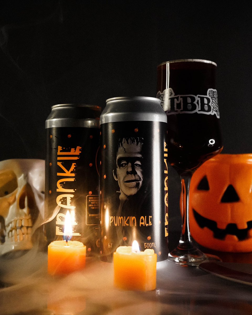 TwoBarrelBrew's tweet photo. ¡Este Halloween, embruja tus sentidos con Frankie, la cerveza de calabaza que te llevará al lado más oscuro y delicioso de la noche! Con su sabor espelusnantemente delicioso, Frankie es la elección perfecta para disfrutar en esta temporada de brujas. https://t.co/0TGCTjtUnD
