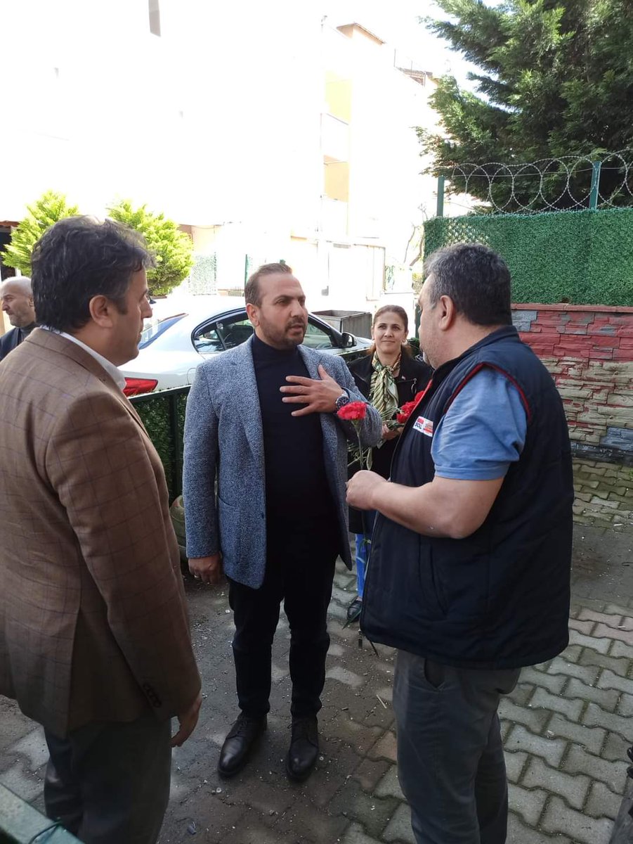 Ortak  bir ideal amacıyla yola çıkan ekiplerin başarılı olabilmesi, ilk yola çıkarken taşıdıkları heyecanı kaybetmemelerinde gizlidir.