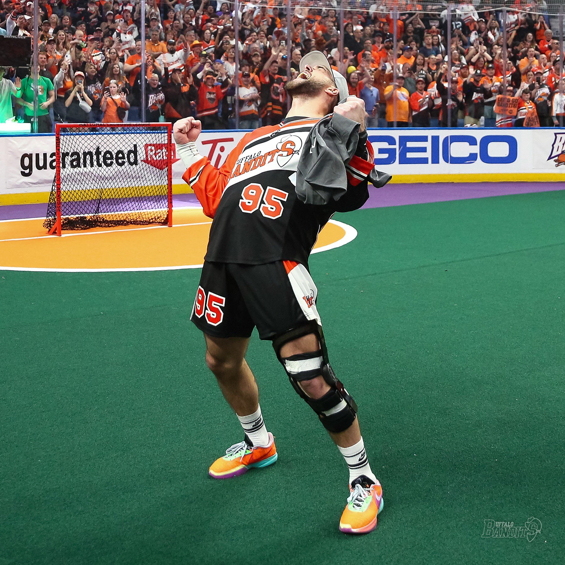 Buffalo Bandits on X: The whole crew is in the house for Kids Night Out!  #OneBuffalo  / X