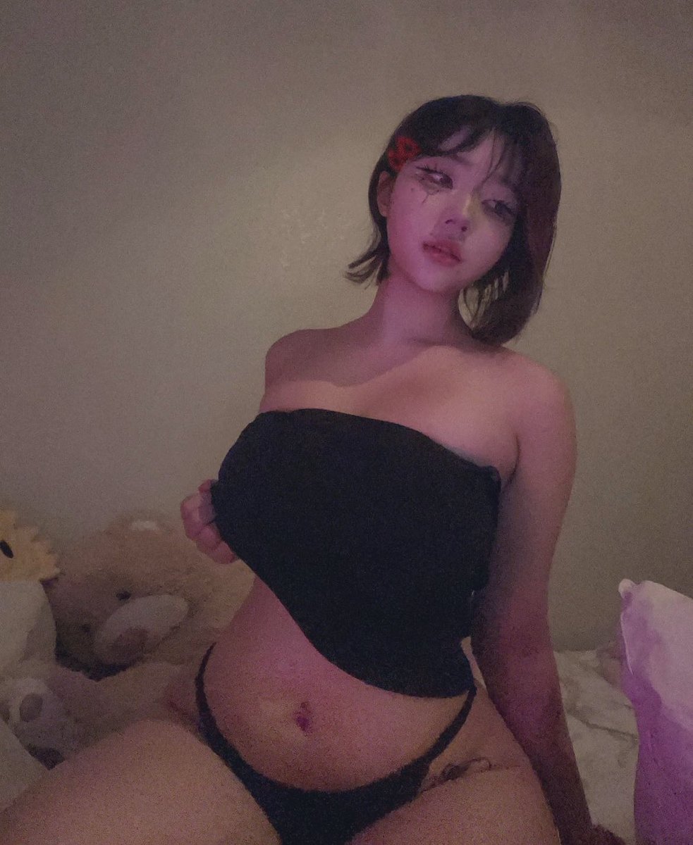 Zowebbi's tweet photo. made for cum☁️

(i need to get my hair done LOL)
#nsfw #nsfwtwt https://t.co/JaiTXqinJa