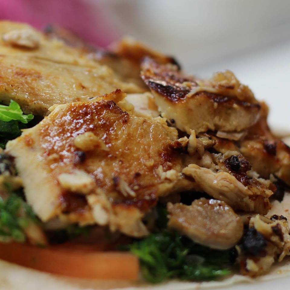 MrShawarmaOtt's tweet photo. Looking for a catering, our catering services delicious food options and on time delivery for any occasion. Give us a call or even better come in &amp; try - MrShawarma https://t.co/vLMQh0bIwx