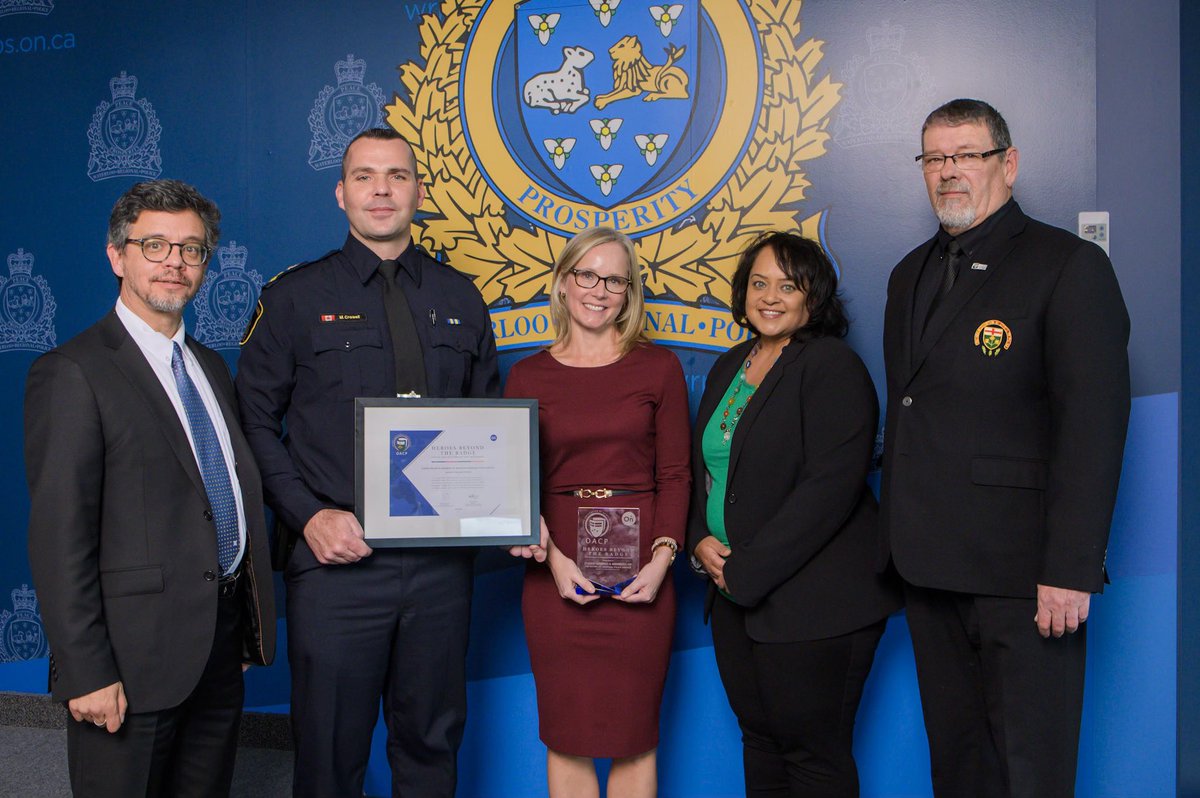 Coutorocks10's tweet image. I was delighted to be joined by @OnStar’s Charlene Poranganel, @OACPOfficial’s Pat Kealy &amp;amp; @WRPSToday @Chief_MCrowell in honouring my friend @CherriGreeno for her leadership in the service’s #BackPackChallenge. 10,000 backpacks for kids in @RegionWaterloo over 5 years. Wow!!!