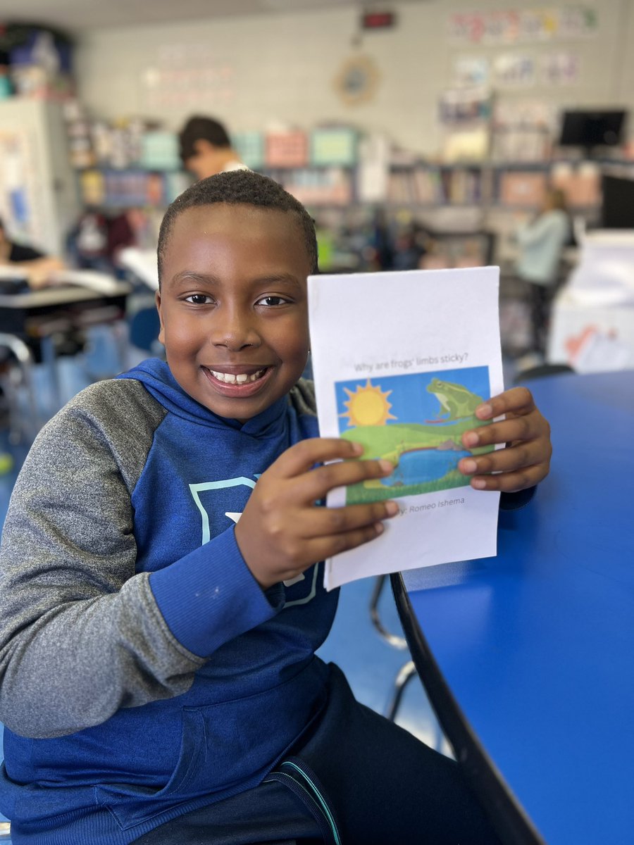 MrsAngelineHale's tweet photo. I got a chance to visit @Mrs_Black3rd and her authors today! Such amazing writers! @SmyrnaPrimary #huskyExcellence https://t.co/Akkp4pV5Gl