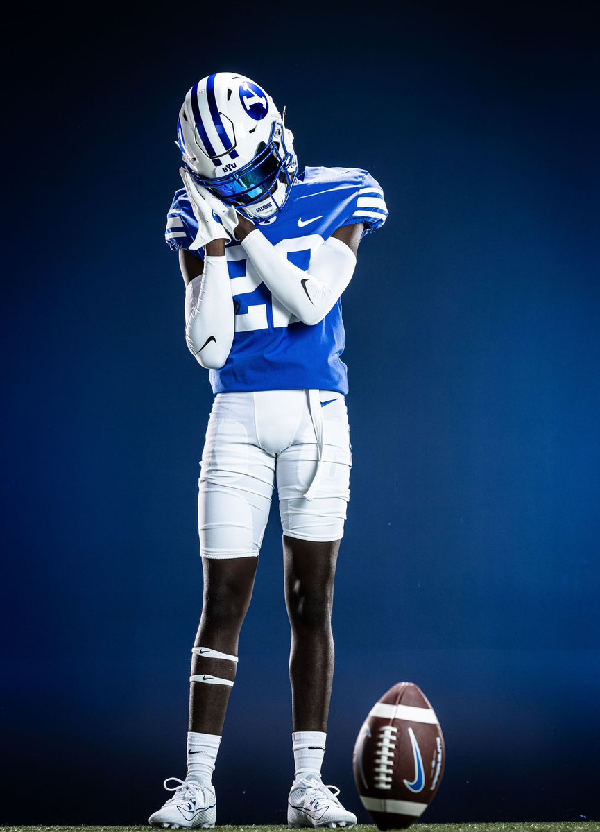 KalenCasson's tweet photo. Had a great visit this weekend @BYUfootball thank you @jernarogilford @kalanifsitake @gavinfowler16 @Bbradley_BYU @AndrewwFranklin @mikeympo2 for the hospitality this weekend to me and my family! #gocougs #LLMA22 ๐๐ค
@GRELITE7on7 @SMC_CorsairFB @GrayGrundhoefer @JUCOFFrenzy @CoachBJones95