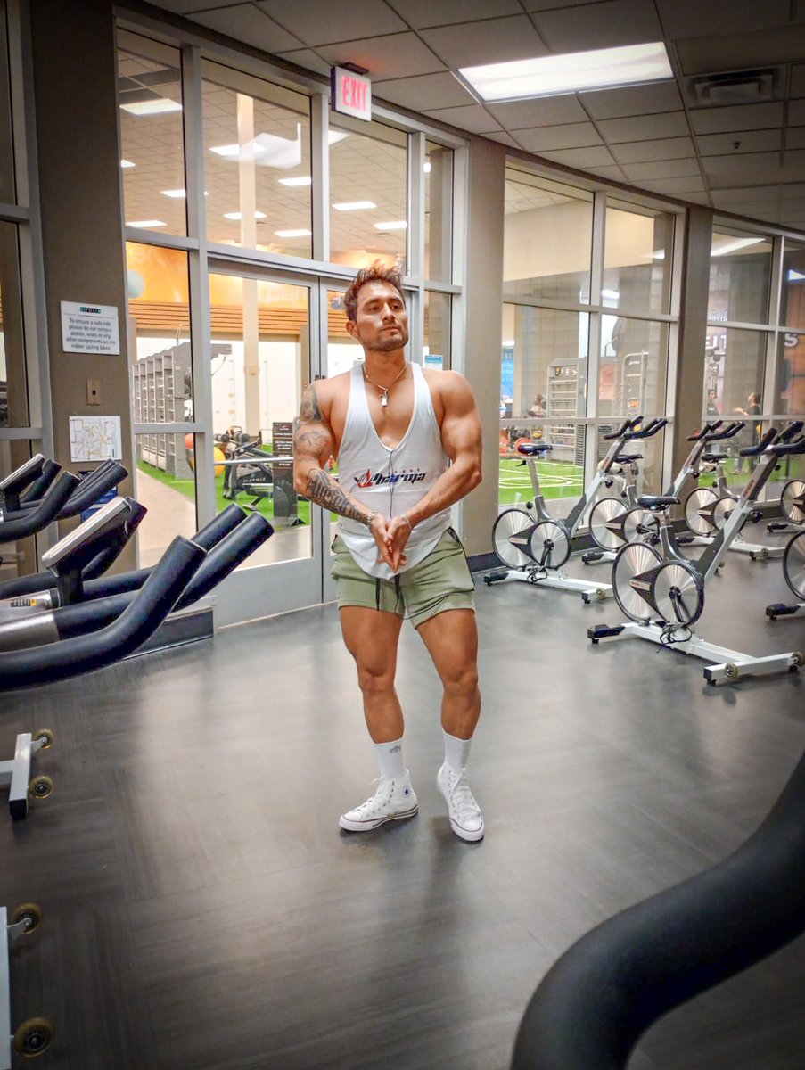 MichArellano01's tweet photo. Another day being disciplined 💥🏜️

@EsportaFitness @esportafitnessrancho
#fyp #foryou #viralpost #viral #fit #fitness #fitnessmotivation #gym #gimnasio #deporte #sport #ejercicio #pesas #discipline https://t.co/bAcZ2Np3zH