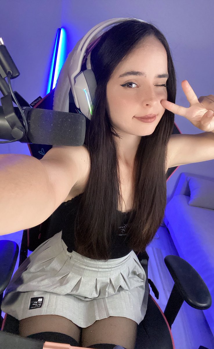 Holii chicos estoy en directo, Super Mario Bros Wonder y zings owo

twitch.tv/silviaacat
twitch.tv/silviaacat