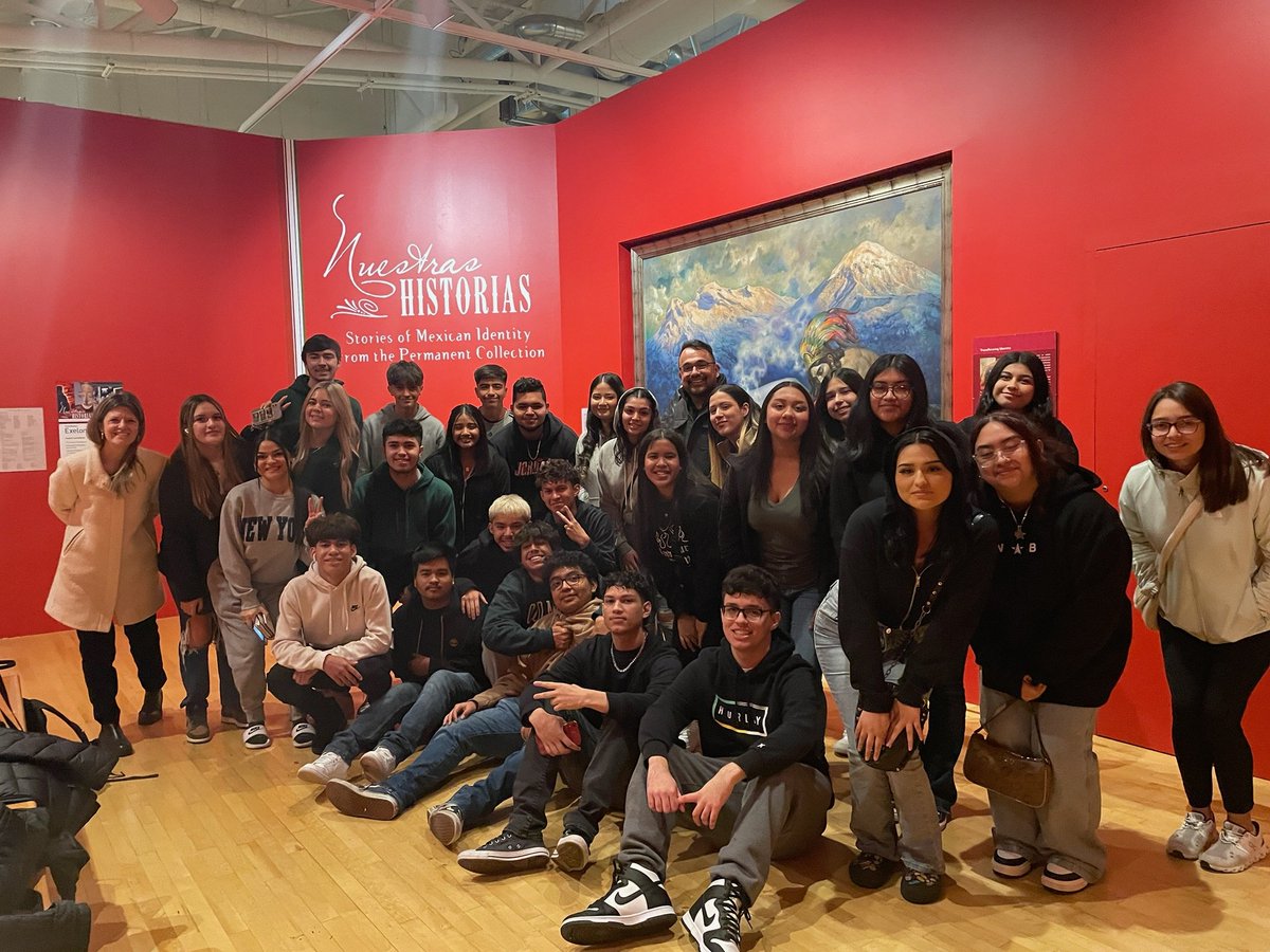 MrContreras4's tweet photo. EPHS Latinx Lit and AP Spanish Lang., visit the NMMFA to explore Mexican arts for their unit on Art (Beauty & Asthetics). @m_m_metzger #Pilsen #APSpanishLanguage #LatinxLit #EP401Pride #EPTigerPride #EPHS401_Tigers #Arte #NationalMuseumOfMexicanArt #Curator https://t.co/kL6ef2WbNF
