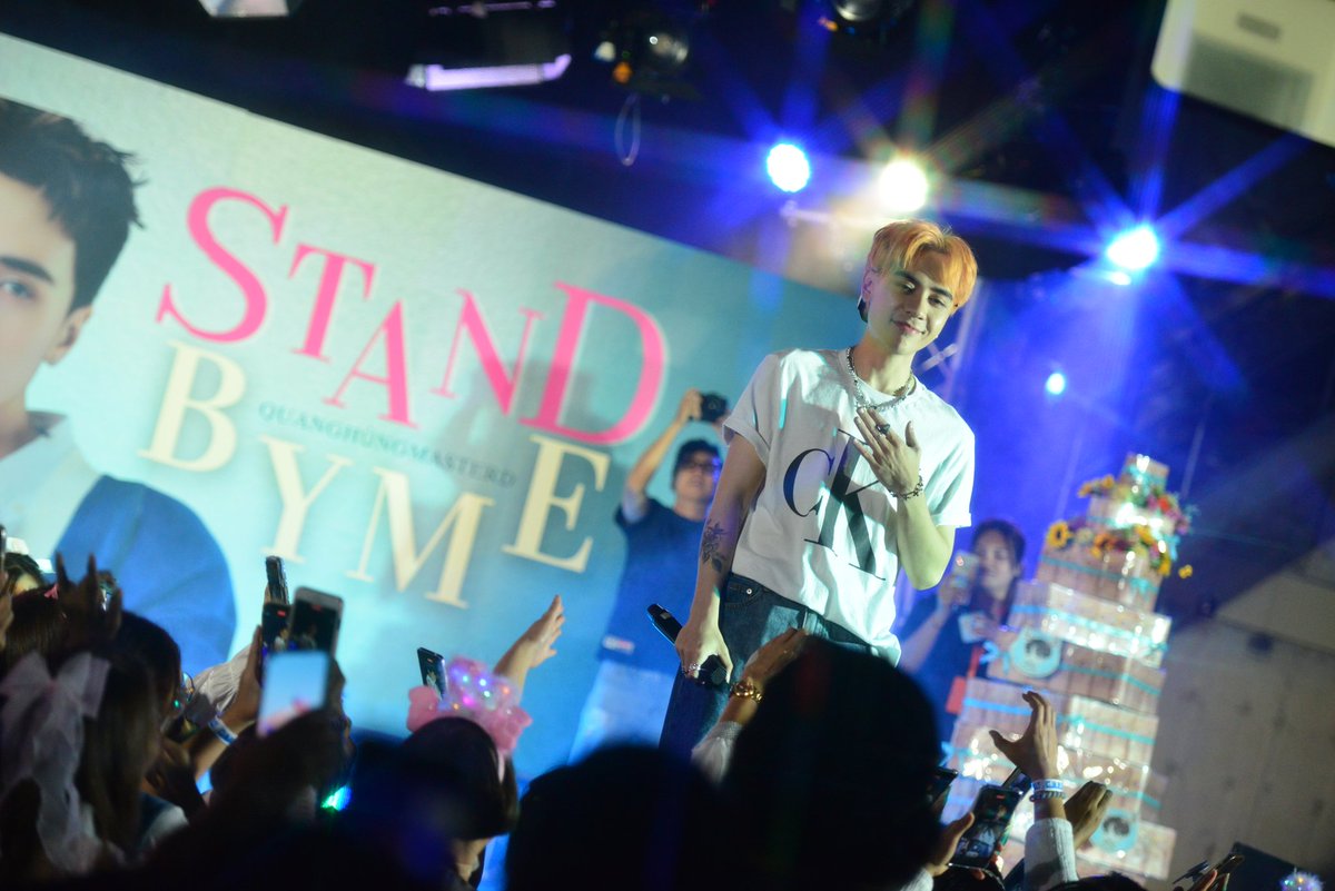Aommy_nisa's tweet photo. คิดถึงหุ่งนร้าาาา 🫶 miss you. 
[Stand By Me 14.10.2023]
#QuangHungMasterD
#masterd #Muzik 
#standbymexhbdmasterd2023
#supportforever https://t.co/rGzJsFnAnI
