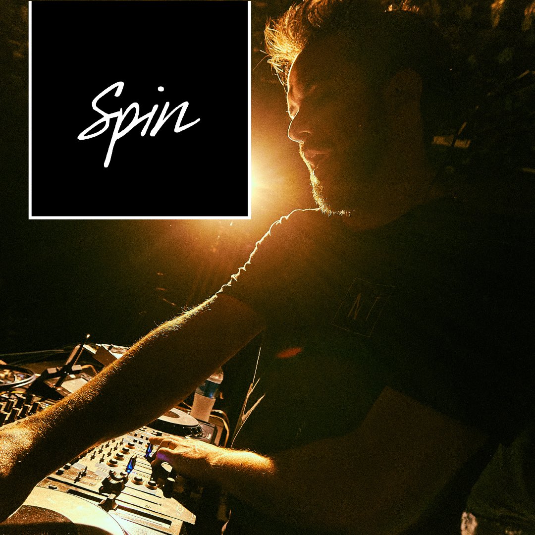 Nuevo set, nuovo set, novel set, New set!

on.soundcloud.com/MB32LGKw3z6SJe…

#melodictechno #progressivehouse #Tomorrowland