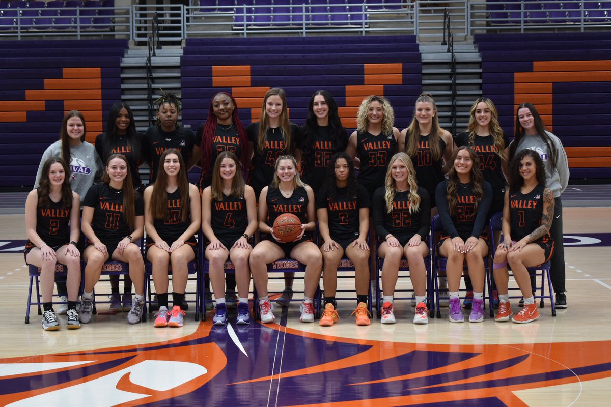 mvc_wbb's tweet photo. media day previews 📸

#valleywillroll #mvcwbb #vikesup https://t.co/z9aNMTVdGp
