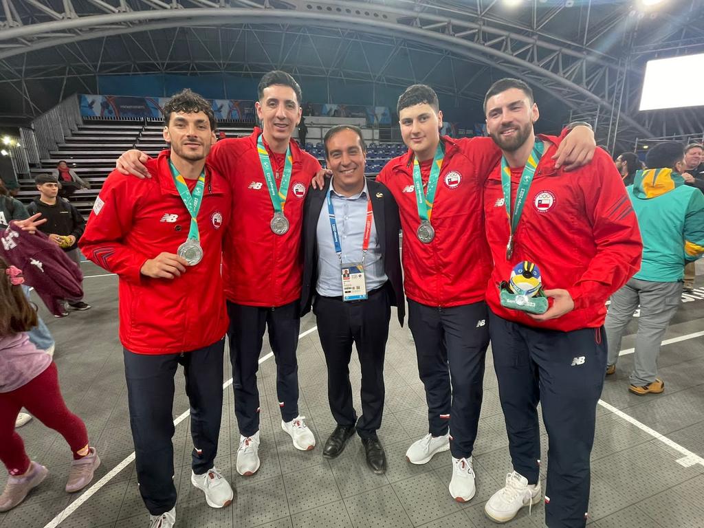 IND Chile 🇨🇱 tweet media