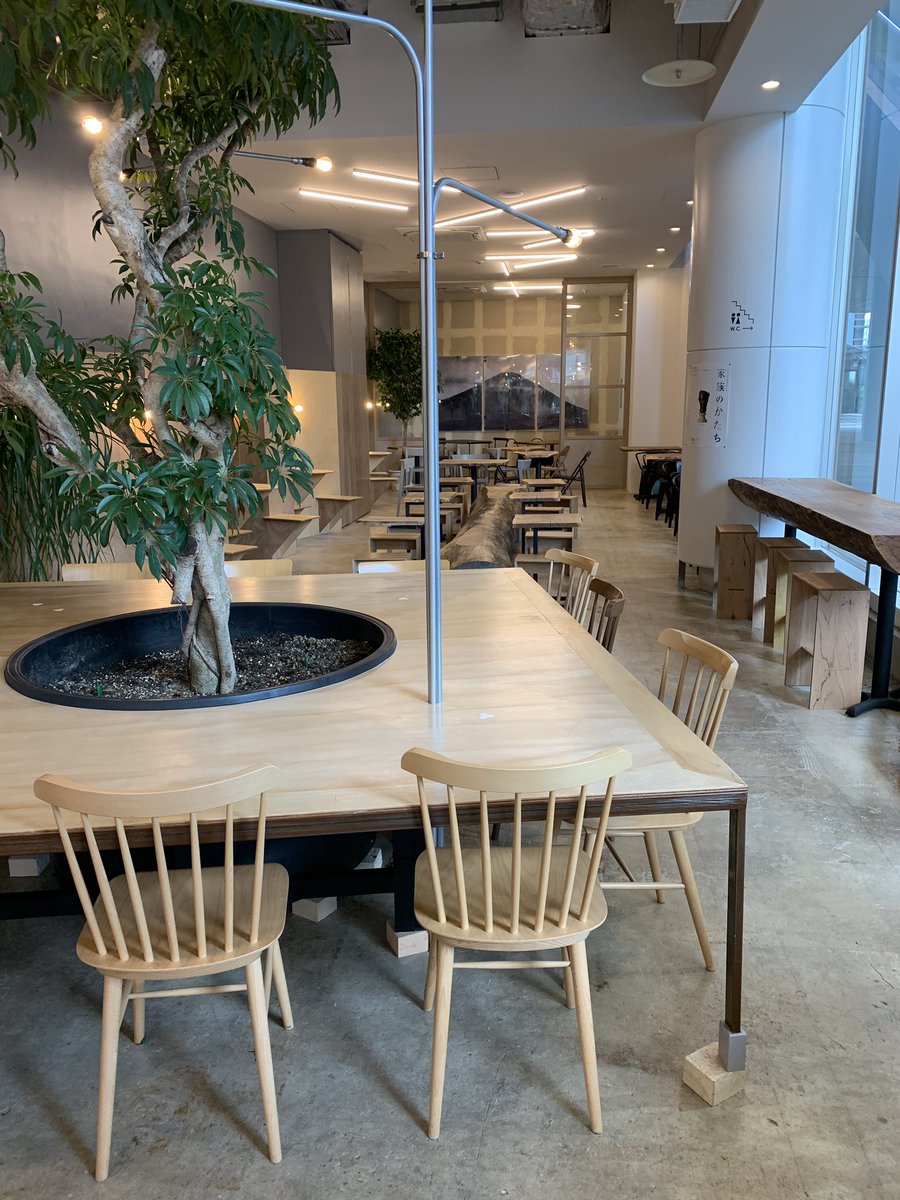 statstat_0's tweet photo. これはデザイン会社が運営しているだけあって店内装飾が際立っているCCCSCDゲキジョウのホットコーヒー
https://t.co/ZvdMOImRlj
※Googleマップの位置がずれています。実際の店舗はハレノワ内にあります。
@CIFAKA #シファカ #CCCSCD #岡山カフェ https://t.co/bWoOoTh2h6
