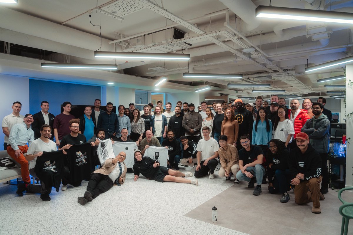 fullstack_Fin's tweet image. 🥳 Officially completed #Solana hyperdrive hackathon pitching @_bindapp last week.
It was a pleasure to meet so many legends building and talking web3 at @SuperteamUK’s buildstation.
If you missed it, don’t forget #SolanaBreakpoint at the end of this month in Amsterdam!