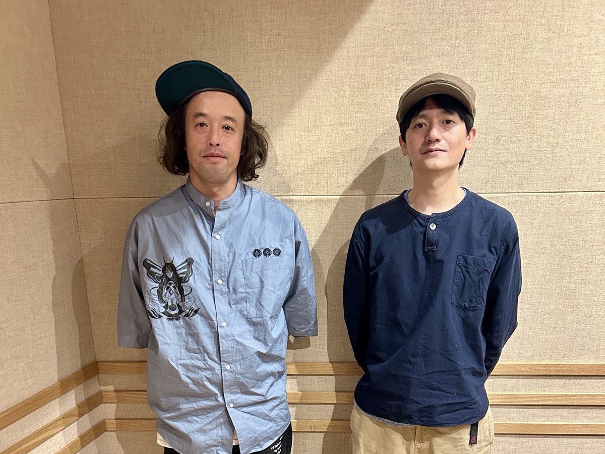 本日・10月24日(火)22:00からは、ゲスト【ポニーのヒサミツ】さん！これまでのキャリアの話、バンドのメンバー間でやり取りされる“これ聞いた？”音楽LINEの話などなど。ラジオNIKKEI第1はradikoで全国どこからでも、放送後1週間はタイムフリーでもどうぞ。#エレマガラジオDX #radionikkei