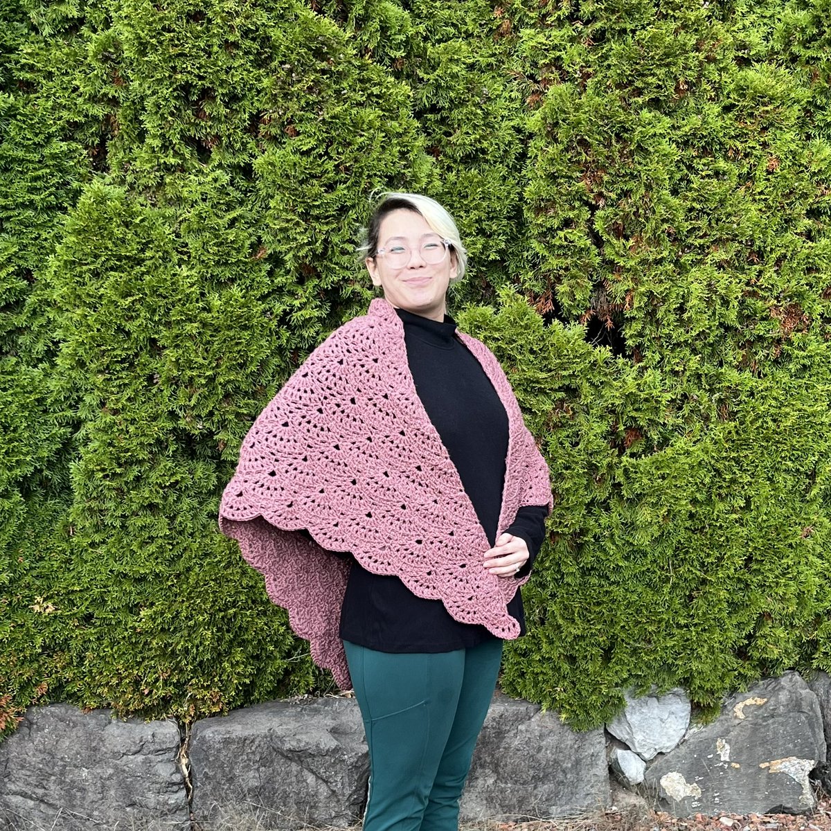 satomi_dogwood's tweet photo. #三角スカーフ
#trianglescarf
#かぎ針編み
#crochet https://t.co/x7hY5C2HMs