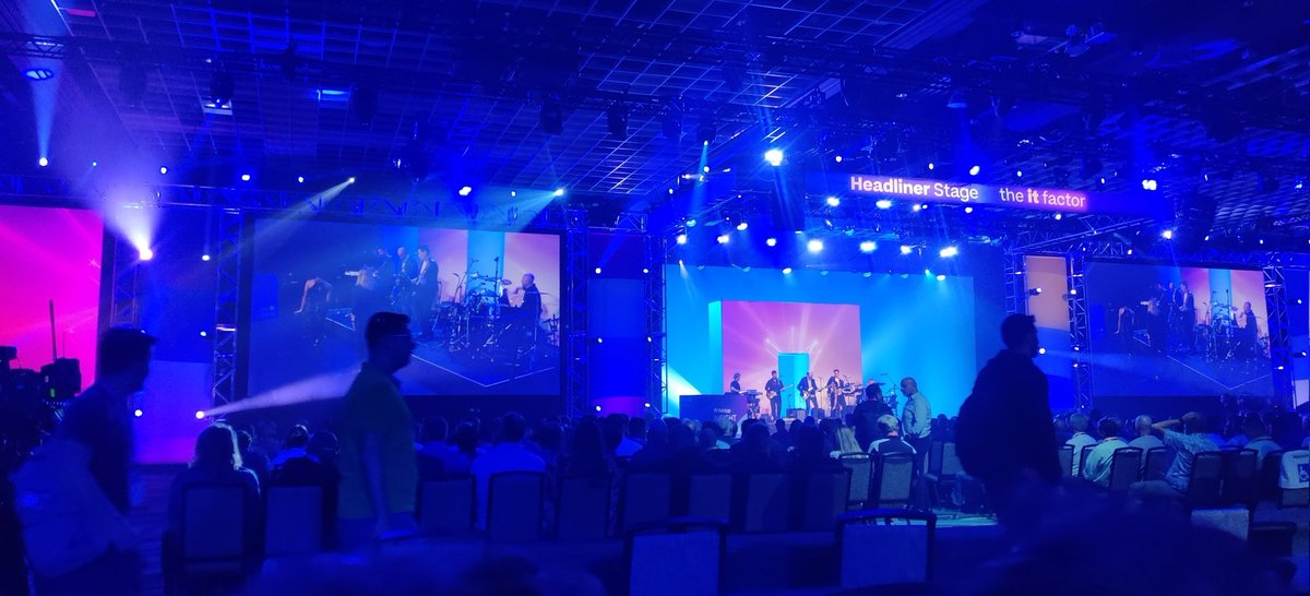 #NetAppINSIGHT keynote starting soon - don't worry it's streaming too! So there is no FOMO