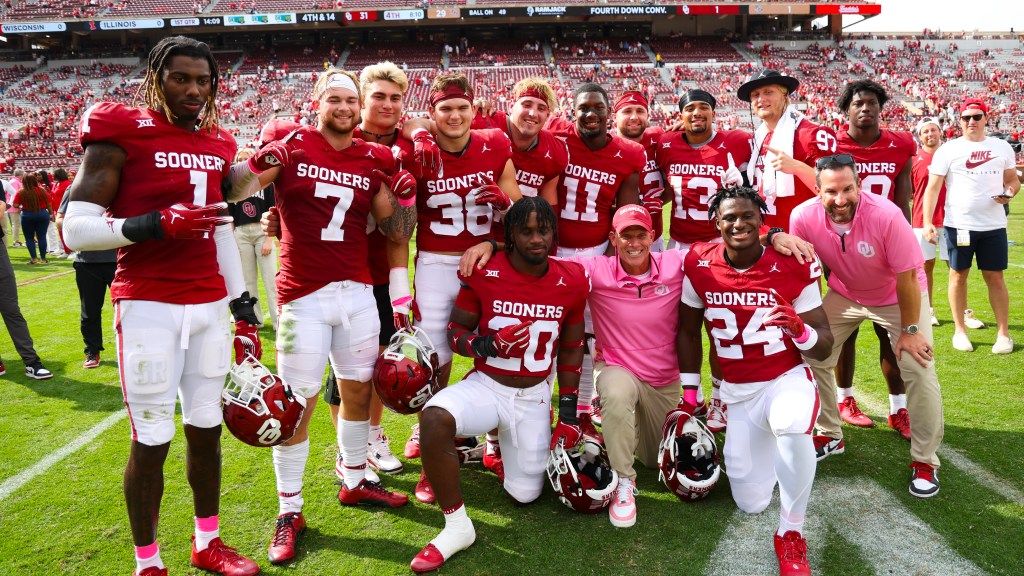 'No limits on what this team can do': Watch Brent Venables fiery postgame speech after Sooners win soonerswire.usatoday.com/2023/10/22/okl…