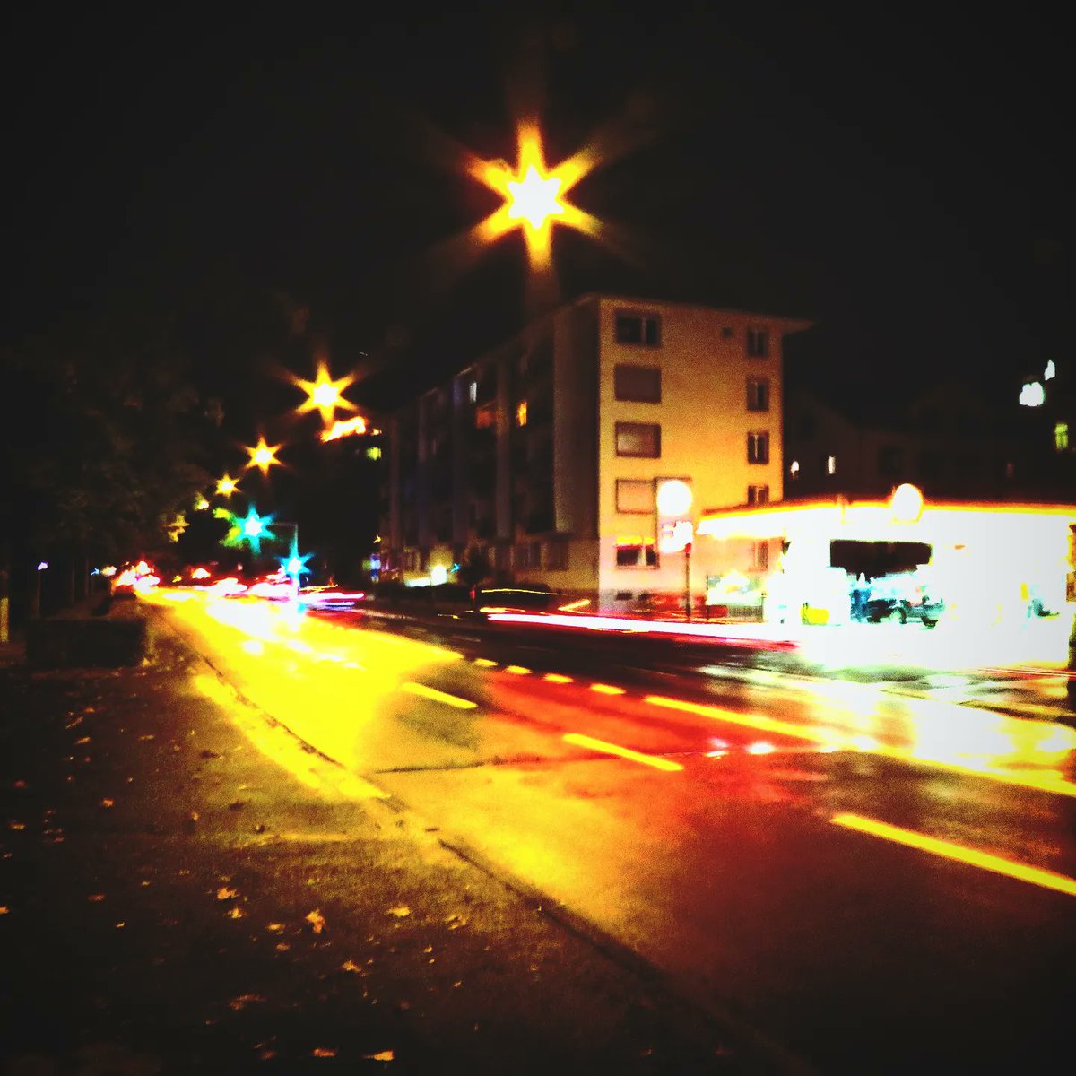 NickSmi74202914's tweet photo. #streetlights, #cameraphotos from trip to #Zurich, #photography, #photographyislife, #lensculture, #adjustingthelens, #streetphotography, #๐ท, #๐ค, #njghtimephotography https://t.co/TqXrjKMMsx