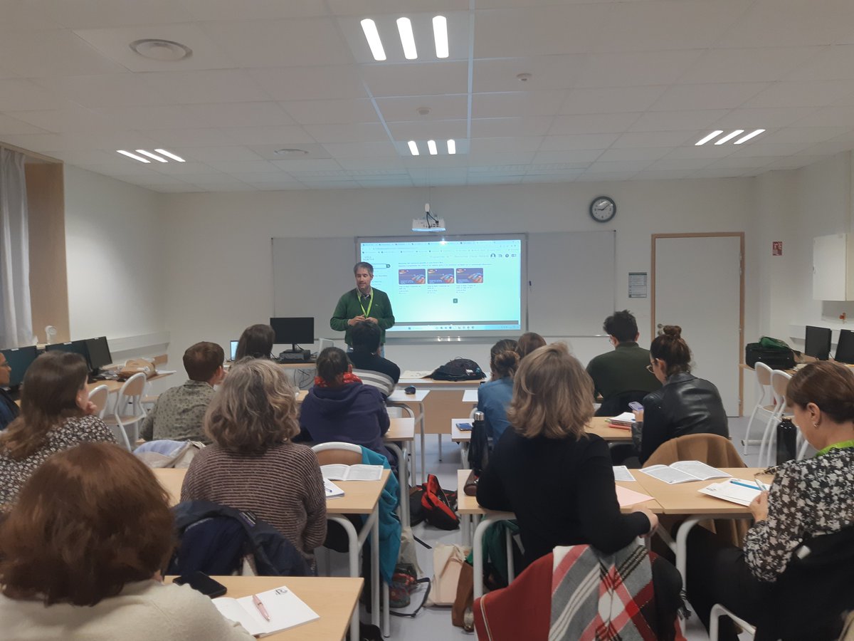 Atelier tissons les liens
#sacsamaths avec Marc de <a href="/CodeEnBois/">Code en Bois</a> <a href="/braun24006603/">Braun Nathalie</a>