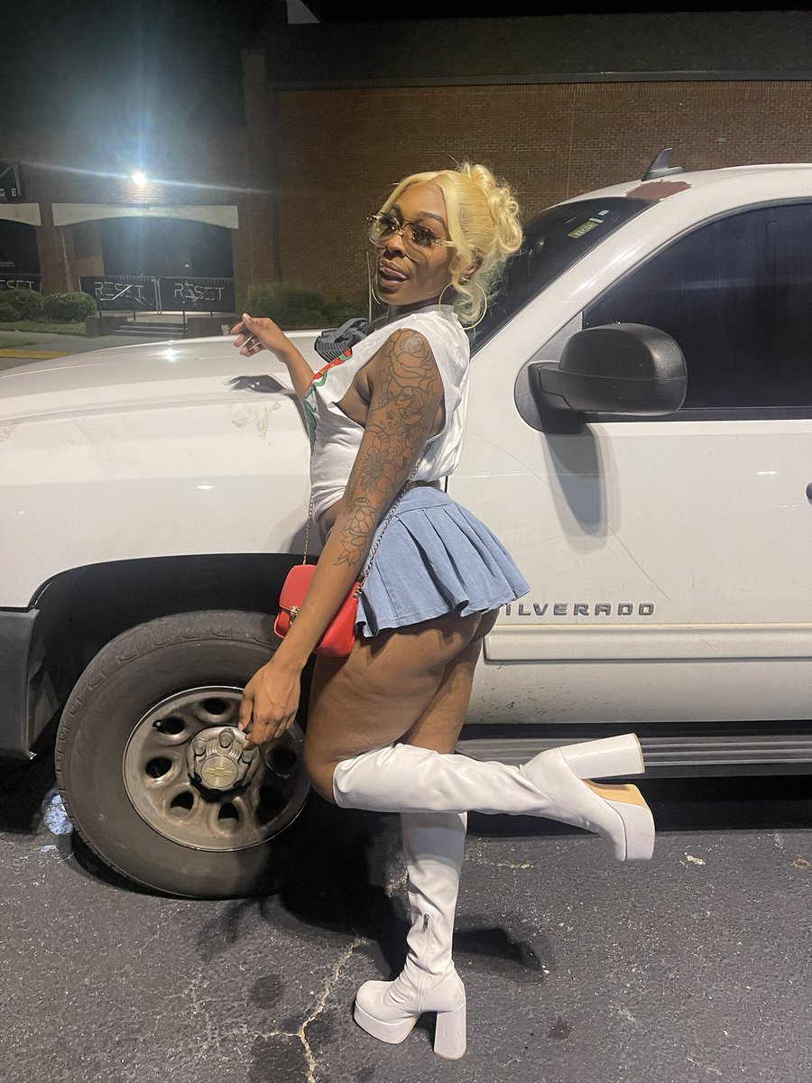AdoreMyDimpless's tweet photo. My birthday was yesterday 🫶🏾 https://t.co/V1aZZHxLaC