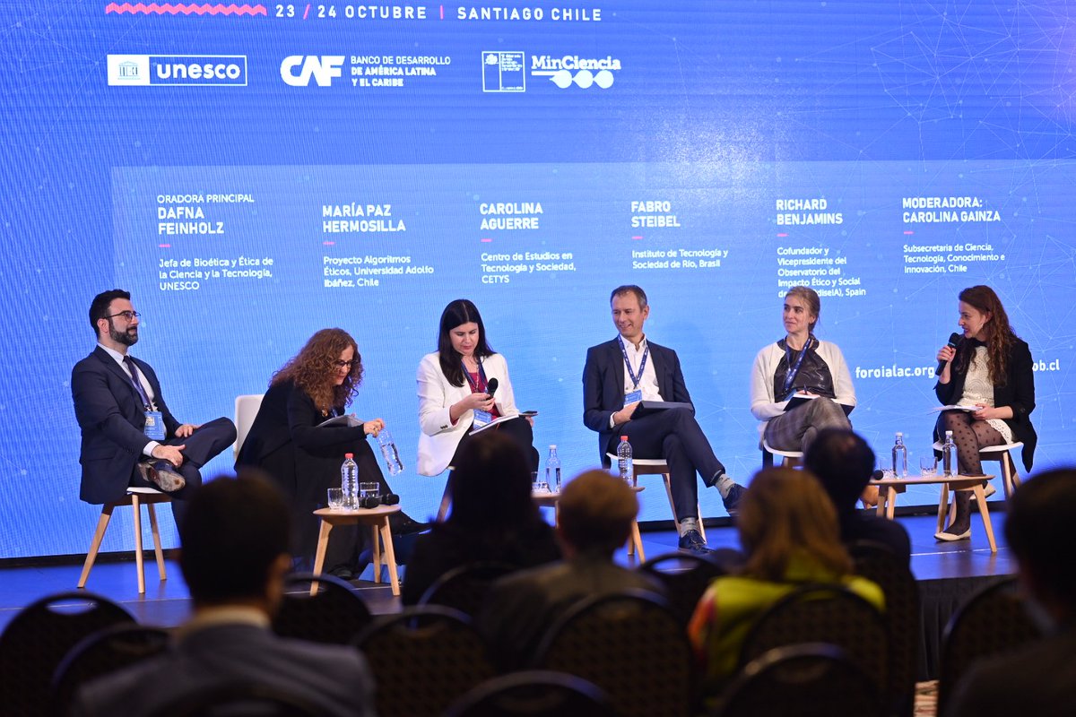 El último panel de la primera jornada del #ForoIALAC estuvo moderado por la Subsecretaria de Ciencia <a href="/cgainza/">Carolina Gainza</a> y tocó temas sobre los aportes para el uso ético de la IA desde la visión de distintos actores de la ecosistema CTCI.
