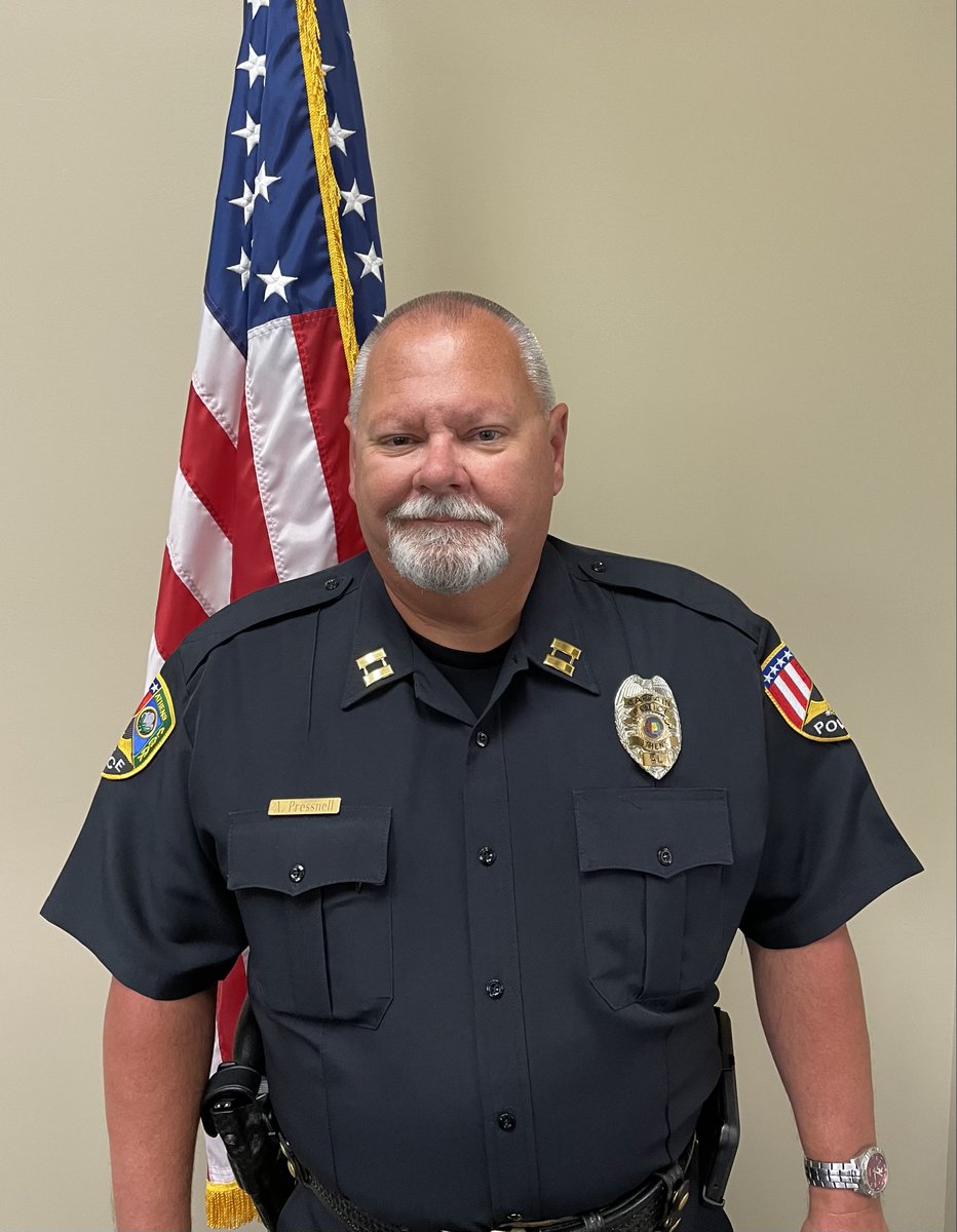 AthensAL's tweet photo. Large crowd of supporters at City Hall for the announcement that the City Council has named Anthony Pressnell as Chief. He has served as interim since July, and has been with APD since 1989. https://t.co/pIyTmim7R5