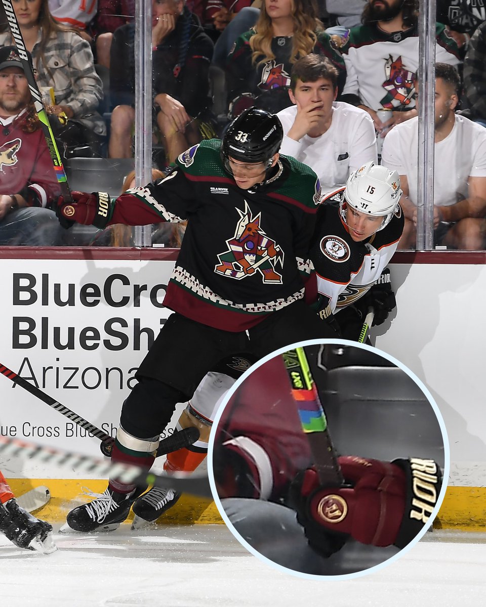 BR_OpenIce's tweet photo. Travis Dermott became the first player to use Pride Tape on his stick in a game since the NHL banned special warmup jerseys and other on-ice gear around theme nights. 

Link to full story: https://t.co/Ue1zRkV5dB https://t.co/LDBpHgUxFA