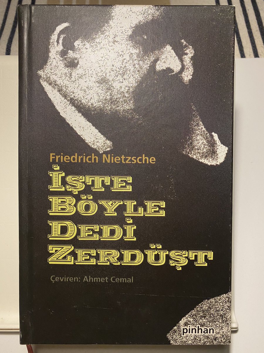 Akıntının yanındaki bir parmaklığım ben: tutunabilen tutunsun bana !  Ama sizin koltuk değneğiniz değilim..

İşte böyle söyledi 
Zerdüşt