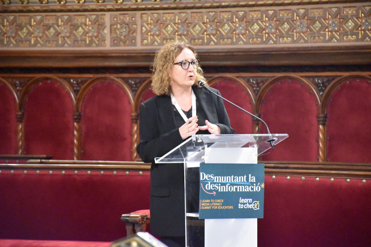 francescfarre08's tweet photo. La desinformació és un repte crític en l'era digital. A la jornada "Desmuntant la Desinformació" hem explorat estratègies per identificar i combatre la difusió de notícies falses #LTCSummit https://t.co/wMsfzxdJot