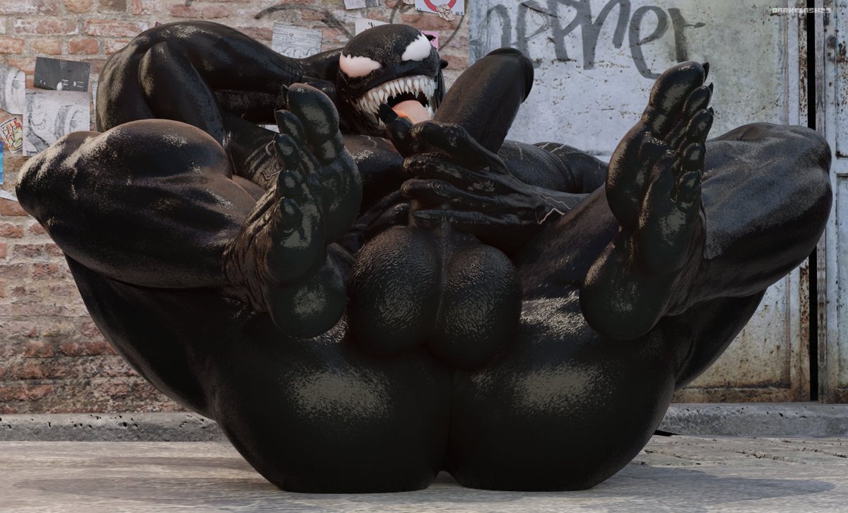 Oh hey its Venom! How Randome @OkamicalN we almost did the same pose LoL xD