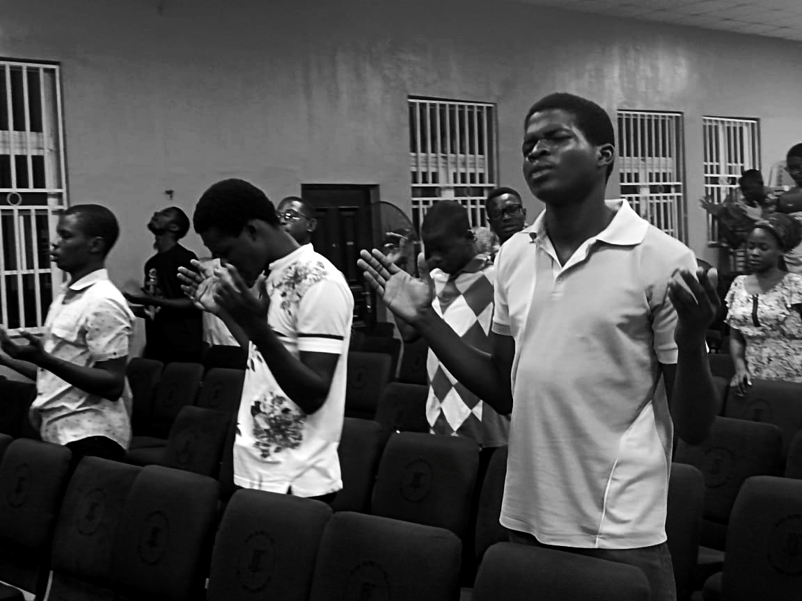 bellsdlcf's tweet photo. Lifting our hands is an act of surrender to the Almighty, so that He may do the impossible in our lives.

#mondaybiblestudy #pastorkumuyisaid #dlcf #bellstech https://t.co/8ZIMTacq84