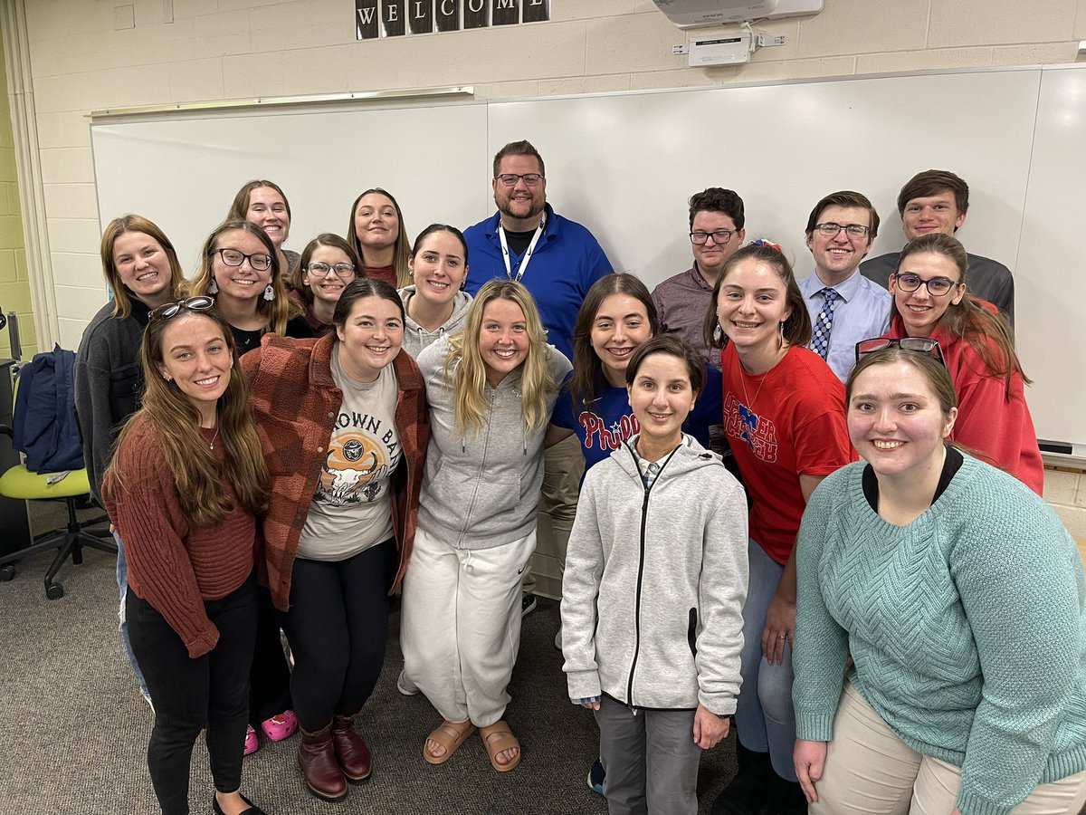 What better way to end your day than getting to work with a bunch of amazing future educators! Our kiddos are in great hands! Remember to breathe, invest, and laugh. 😀 <a href="/SDoL_AP/">SDoL Asst Principal Moodie</a> <a href="/EtownCollege/">Elizabethtown College</a>