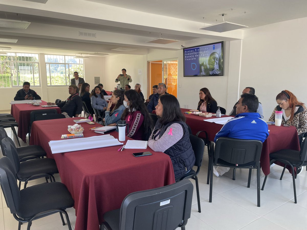 CEASTlaxcala's tweet photo. Se llevó a cabo en nuestras instalaciones de la Comisión, el taller denominado “Fortaleciendo a la Gestión Comunitaria del Agua", impartido por integrantes del Programa de las Naciones Unidas para el Desarrollo (PNUD), el cual está presente en 170 países. https://t.co/uy4MrgtElF