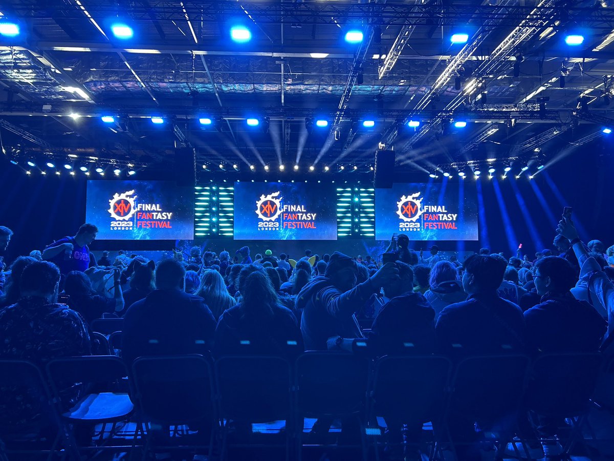 pls_serotonin's tweet photo. This past weekend has been one of the best weekends I’ve ever had. Thank you to everyone I got to meet and talk to over the past few days. It’s been a blast and I hope to go back to the next fanfest. #fanfestlondon #FinalFantasyXIV https://t.co/cA6OO0emQU