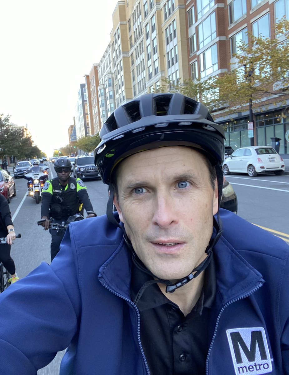 wmataGM's tweet photo. Took a 🚲 ride w/ some @wmata friends to remind people that bus lanes are for #wmata 🚌 &amp; not 🚙! Our operators &amp; ~400k bus riders/day deserve RESPECT and that means no parking in bus stops/lanes. We will never stop working to improve #yourmetro https://t.co/zjJP1eersZ