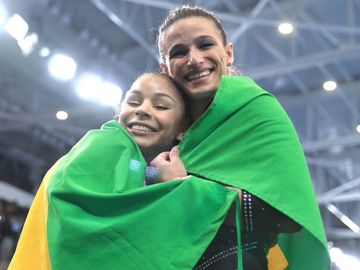 POV: Você está olhando pra segunda e pra quarta atletas mais completas das Américas!

E ELAS SÃO DO BRASIIIIL! 💚💛💙

📷 Ricardo Bufolin/CBG