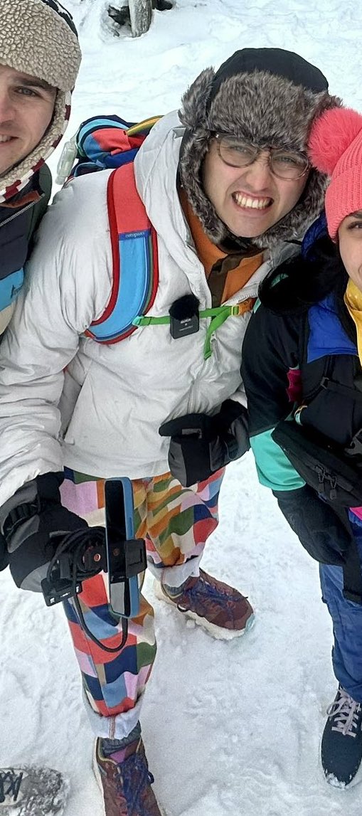 jetlagfits's tweet photo. ben is once again wearing the lucy &amp; yak patchwork jeans, this time for season 8! go team ben! ✨ https://t.co/LEFwCLfgr1