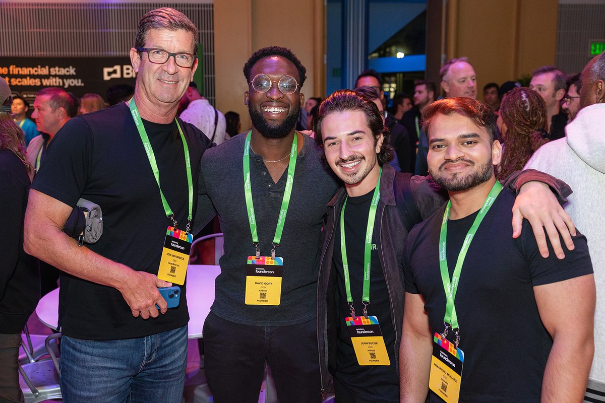 TechstarsSDSU's tweet image. Great FounderCon this year, bringing together over 1,000 alumni, mentors, partners and investors! Big thanks @TS_Boulder and @TS_Anywhere for joining in the fun and making this a top-notch event. Also, a huge thank you to our sponsors, @brexHQ, @deel, @puzzlefin, and @tryfondo!