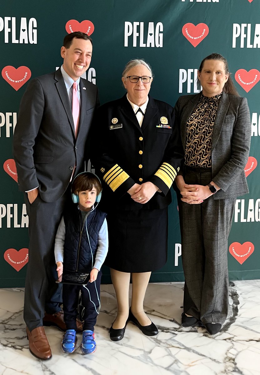 Enjoyed standing with Assistant Secretary of @HHSGov Admiral Rachel Levine and @Cmclymer at the @PFLAG 50th Anniversary Summit. The work PFLAG does to provide support and comfort for our community is more important than ever, and I am especially grateful for the tireless work…