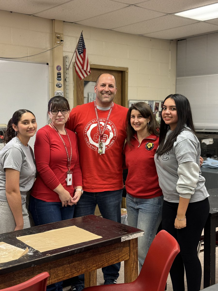 Come join us for Family STREAM Night at the Glen Cove High School from 6:00-8:00 p.m. #wearetheimpact #stemeducation