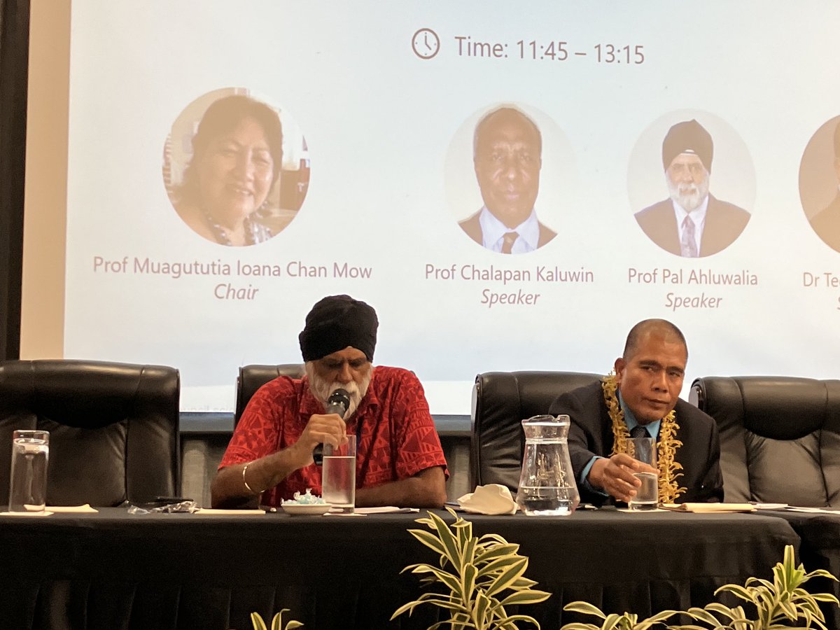 Prof Pah Ahluwalia, VC of USP and Dr Kabure of Solomons speaking on the challenges of undertaking science in the Pacific at @ISC sponsored workshop on potentially establishing an Academy of the Pacific