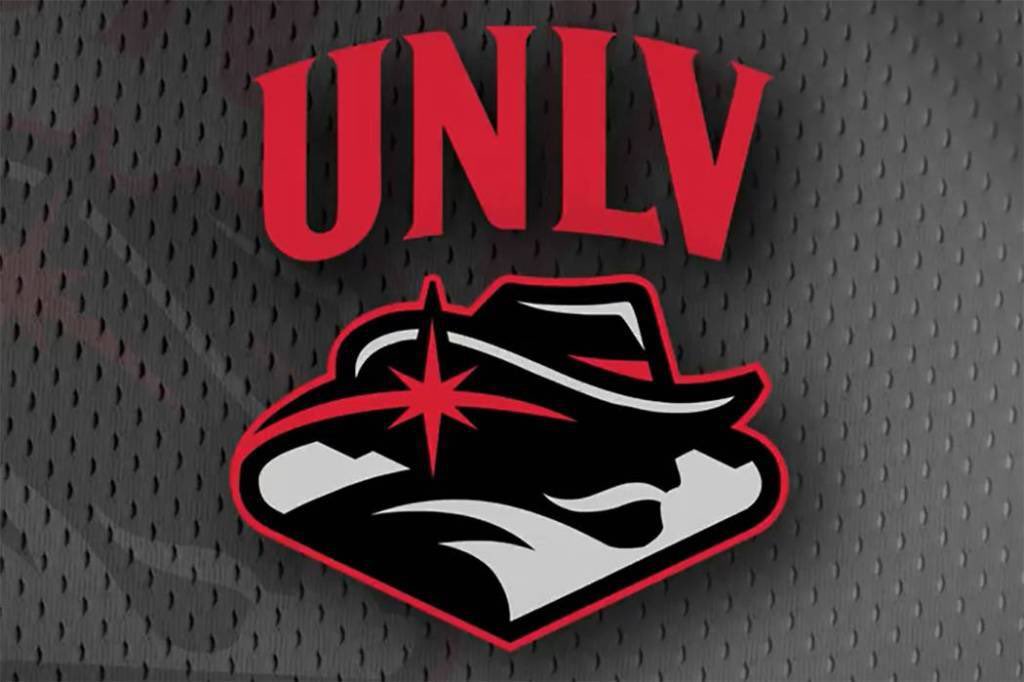 lukedeperno18's tweet photo. I am honored to receive an offer from the University of Nevada, Las Vegas. Thanks Coach @BrennanMarion4 for this opportunity. @unlvfootball @TheMatt_V @WestRanchFB @GregBiggins @adamgorney https://t.co/HQBbABz7P3