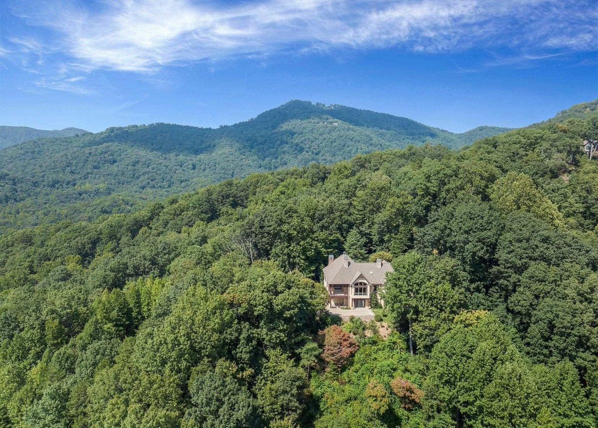 The Cliffs tweet media