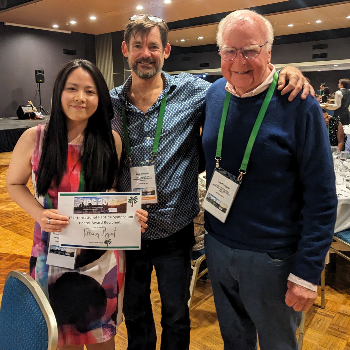 The Florey (@theflorey) on Twitter photo 👏Congratulations Florey PhD student Tiffany Myint for winning a poster prize at the 13th International Peptide Symposium in Brisbane!
(From L-R: <a href="/tiffany_myint/">Tiffany Myint</a>, Florey Neurotherapeutics Lead Prof <a href="/BathgateRoss/">Ross Bathgate</a> & renowned peptide chemist Professor Geoffrey Tregear AM FAA ) 👏Congratulations Florey PhD student Tiffany Myint for winning a poster prize at the 13th International Peptide Symposium in Brisbane!
(From L-R: <a href="/tiffany_myint/">Tiffany Myint</a>, Florey Neurotherapeutics Lead Prof <a href="/BathgateRoss/">Ross Bathgate</a> & renowned peptide chemist Professor Geoffrey Tregear AM FAA )