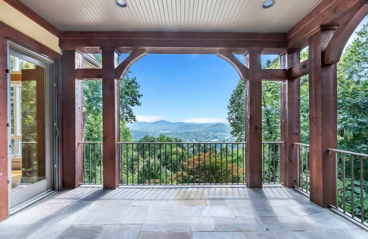 The Cliffs tweet media